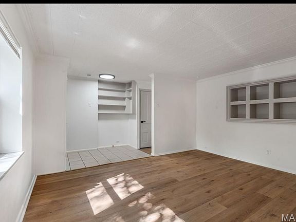 4th image of 3421 Osage St #1F