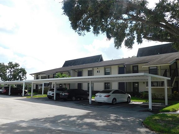 2nd image of 41 Plantation Dr APT 101