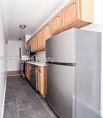 2nd image of 710 2nd Ave #2J