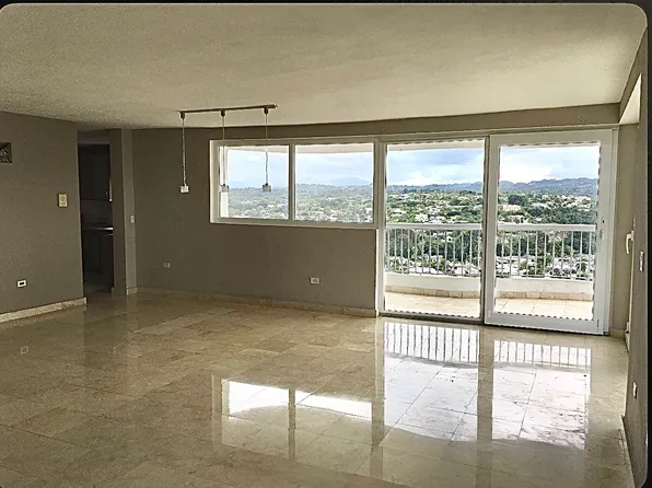 1010 Calle Orchid Piso, San Juan, PR