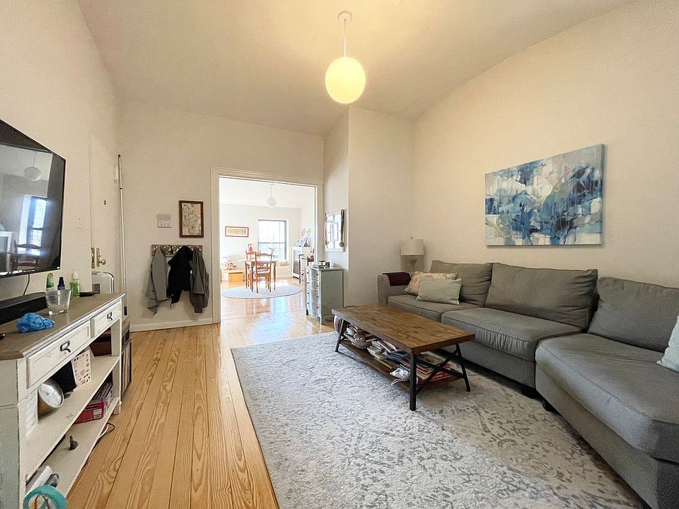 1st image of 72 2nd Pl APT 5