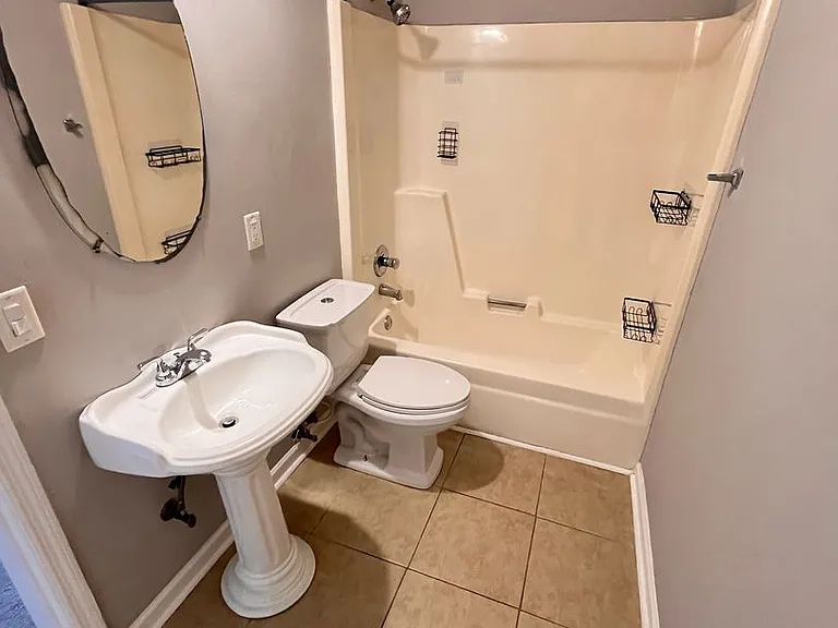 130 Crescent Cir — Photo 20