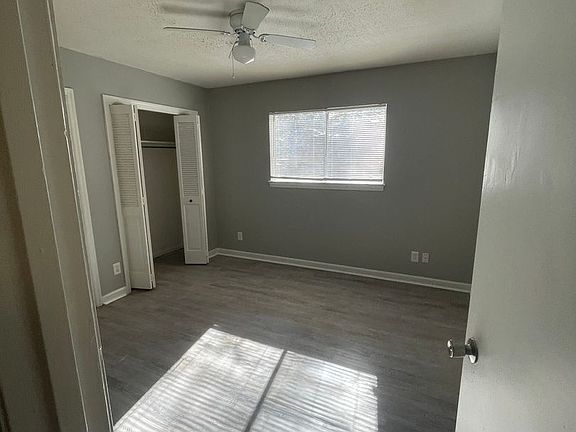 3rd image of 4292 Byrnewood Village Cir APT A