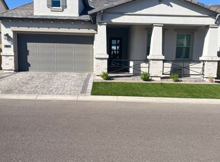 5716 E Scarlet St, Mesa, AZ 85215