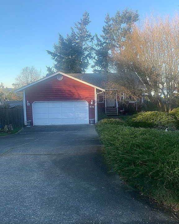 1st image of 406 NE 3rd St