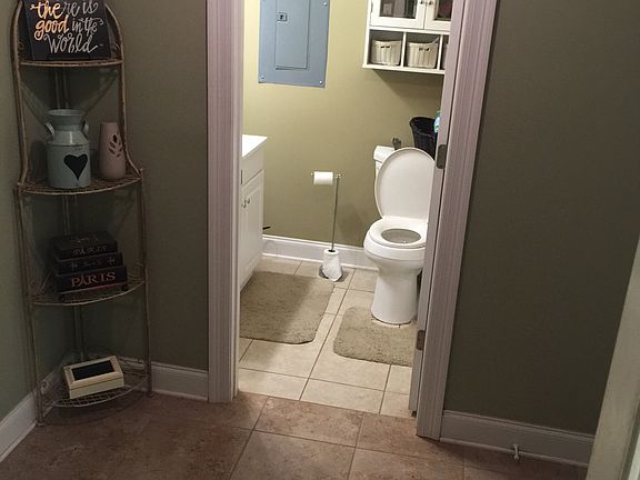 4th image of 58969 Postell Ave