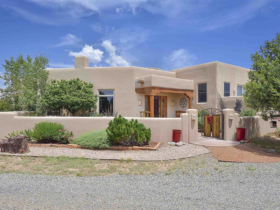 10 Hacienda Ct, Santa Fe, NM 87506 | Zillow