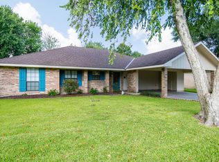 203 Presbytere Pkwy, Lafayette, LA 70503