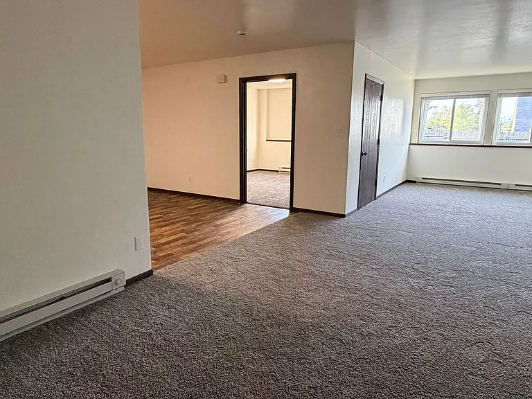 253 S Ridge St — Photo 11