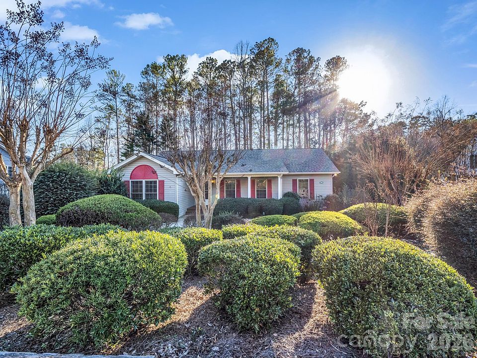 1st image of 141 Marys Ln