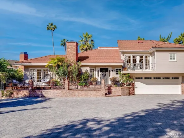 713 S Sunset Canyon Dr, Burbank, CA 91501