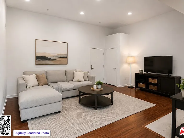 12132 Hart St #301 — Photo 5