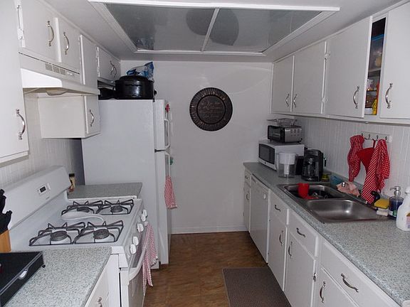 5th image of 1643 E Rainbow Bay Ln #1643