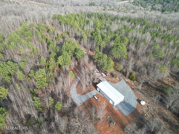 2nd image of 5110 Valley Dr