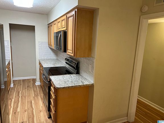3rd image of 903 Chapel Creek Dr #903