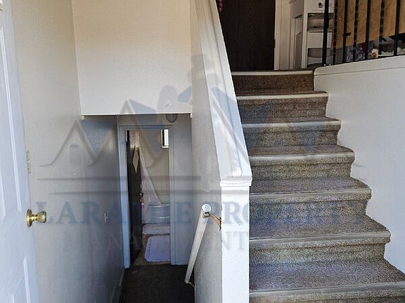 2nd image of 714 Downey St #2