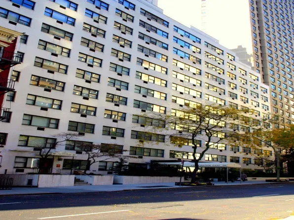 330 E. 46th Street image 7 of 8