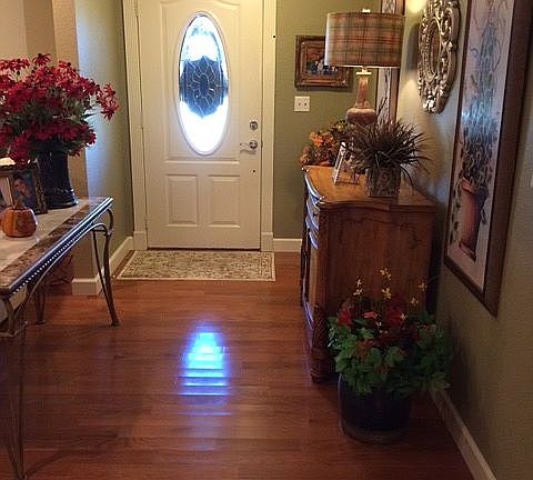 2nd image of 1212 Redwood