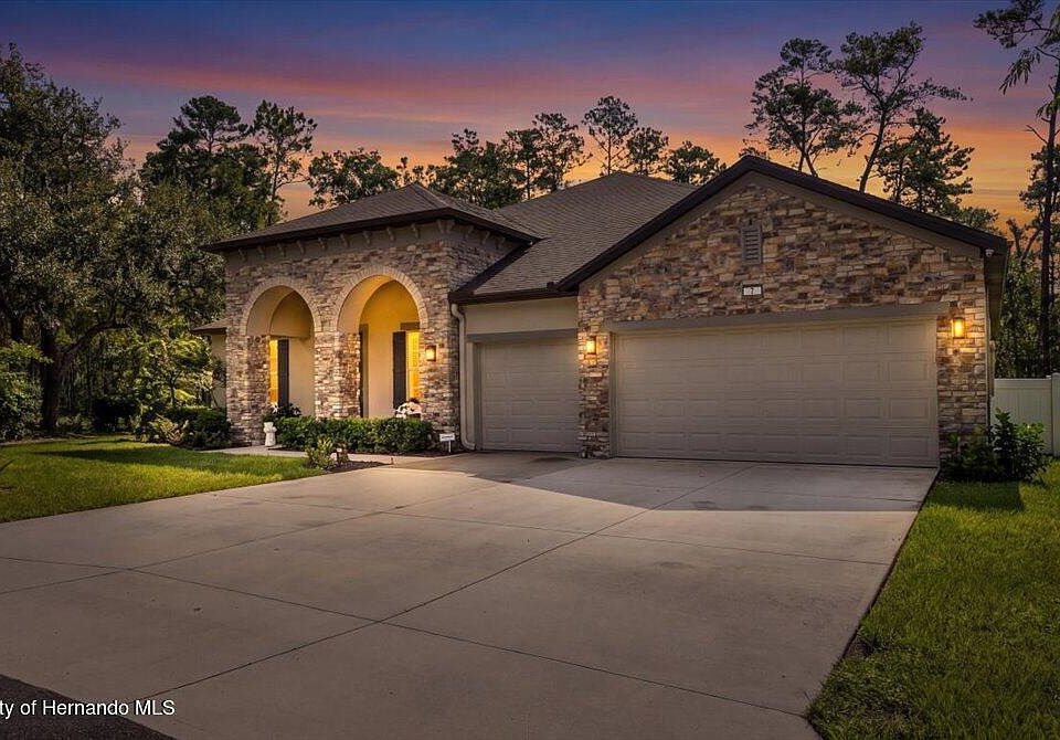 1st image of 7 Bellis Ct