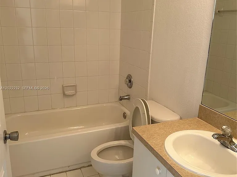 4513 Woodland Cir #4513 — Photo 7