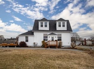 754 Sand Cove Rd, Saint John, NB E2M 3E1