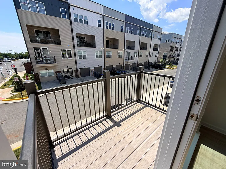 2548 Neabsco Common Pl — Photo 24