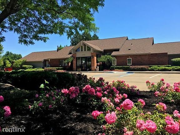 Laurel Valley Clubhouse