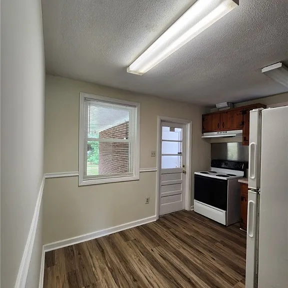 1524 Laberta Ct — Photo 6