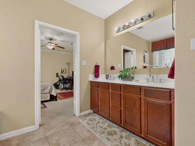 11228 Barn Owl Dr — Photo 17