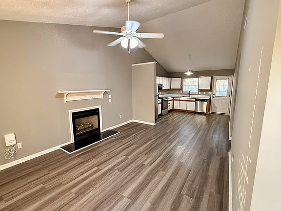 2nd image of 2708 Bluff View Dr #A
