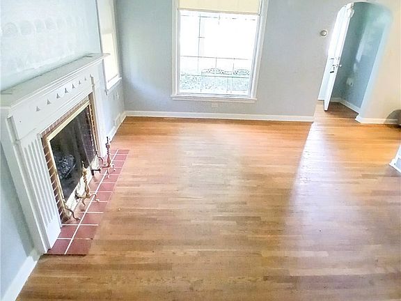 2nd image of 6726 Glendale Ave
