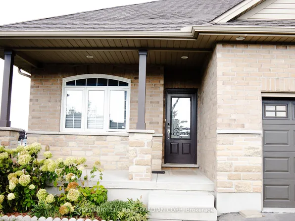 29 Hedges Ct, Saint Thomas, ON N5R 6G4