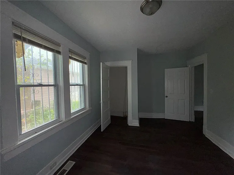 1462 Lucile Ave SW — Photo 16