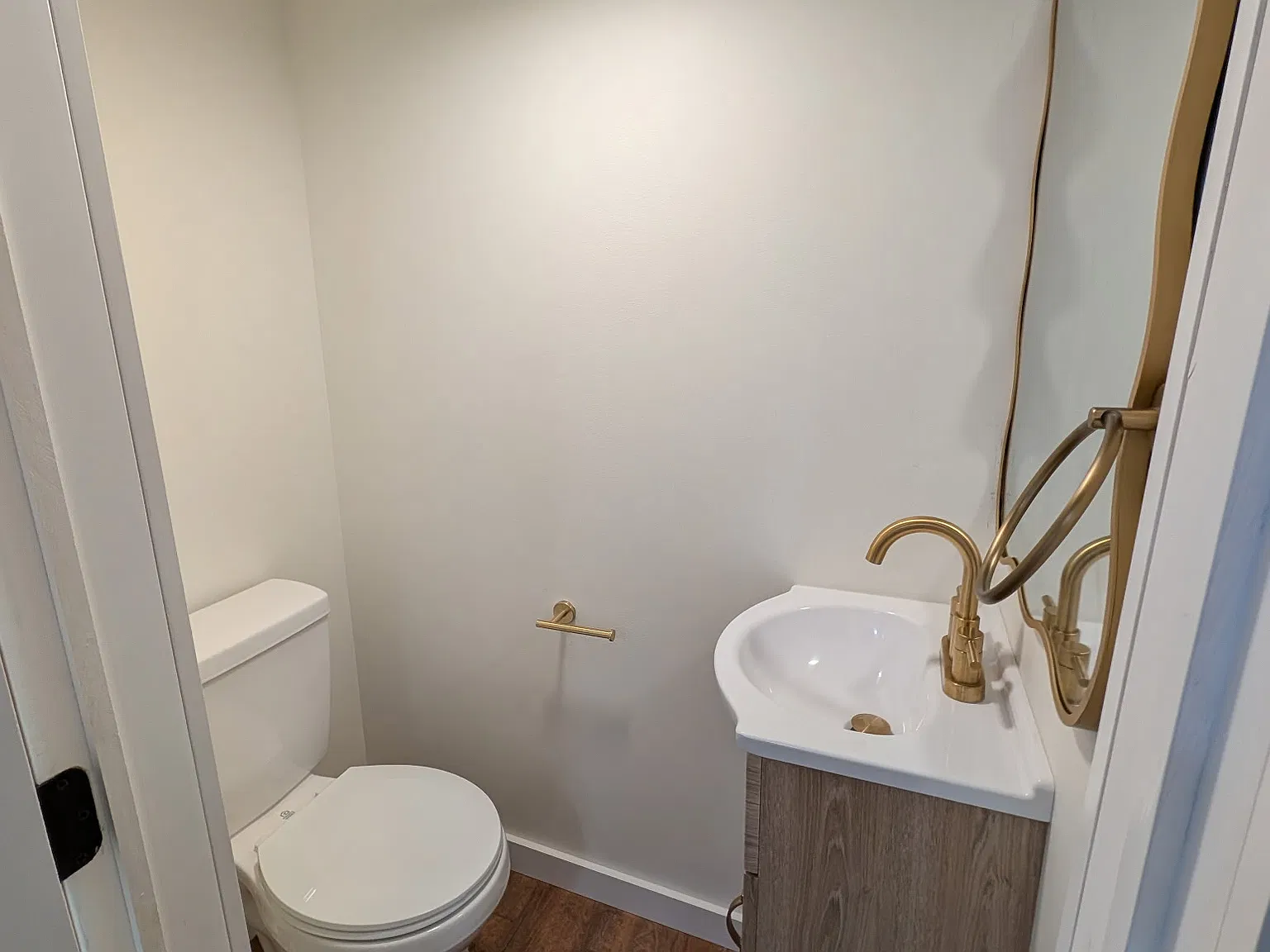 2 bed, 1.5 bath, 950 sqft, $1,550 — Photo 3