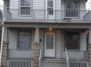 1070 N 47th St, Milwaukee, WI 53208