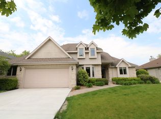 16810 Swift Arrow Dr, Lockport, IL 60441