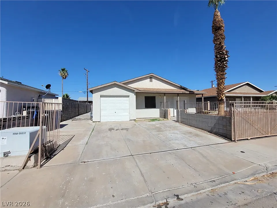 1929 Evelyn Ave