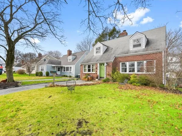6 Roy Place, Eastchester, NY 10709
