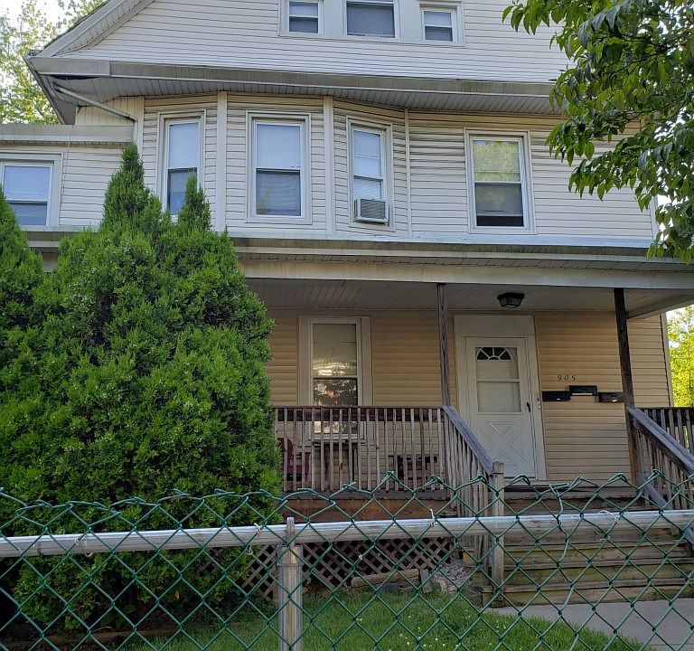 1st image of 905-907 S 17th St