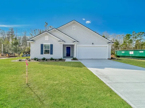 1127 Autumns Wood Cir E, Brunswick, GA 31525