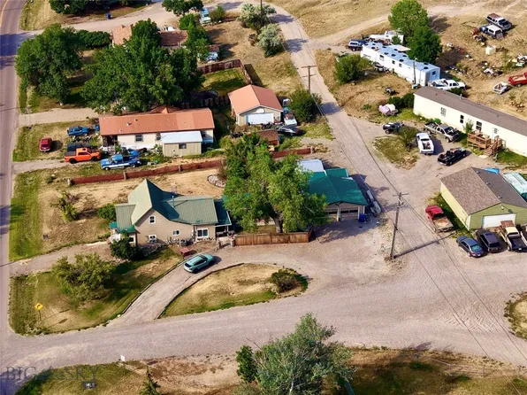 1122 Saint Charles St, Fort Benton, MT 59442