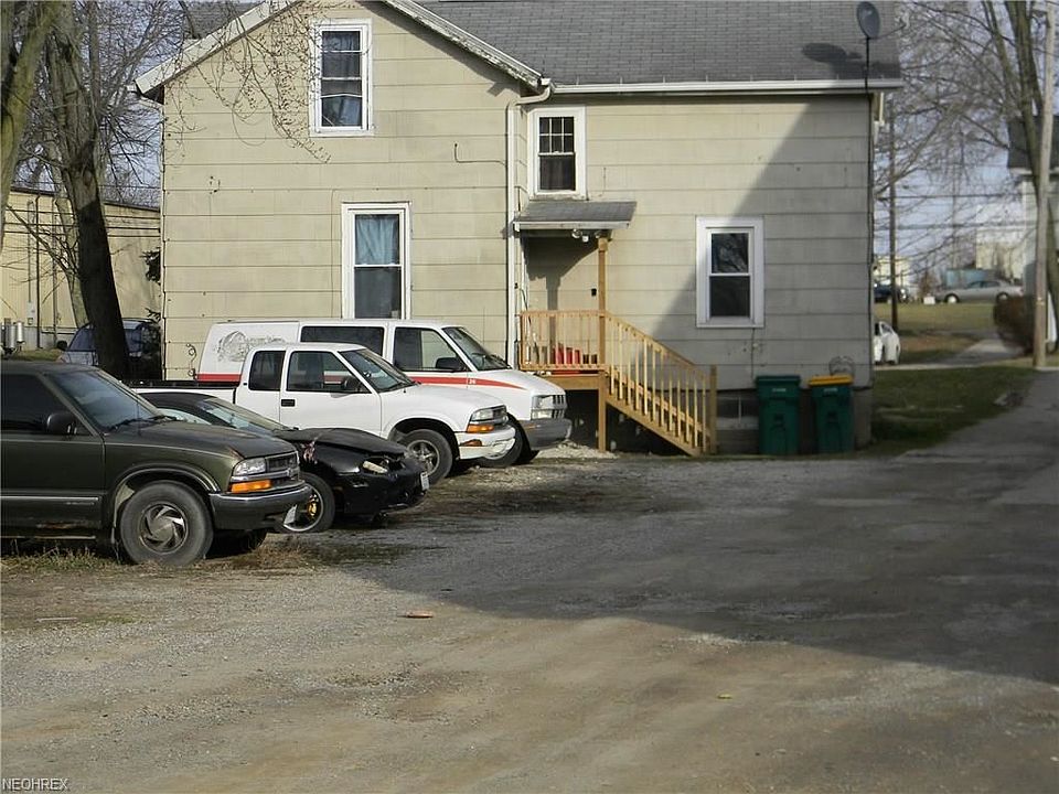 2nd image of 619 Spruce St