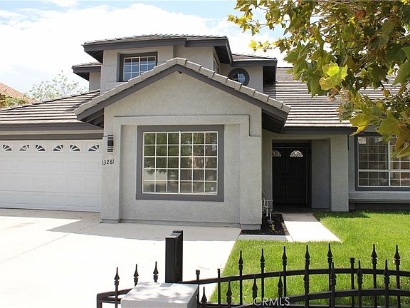 2nd image of 13281 Luna Rd