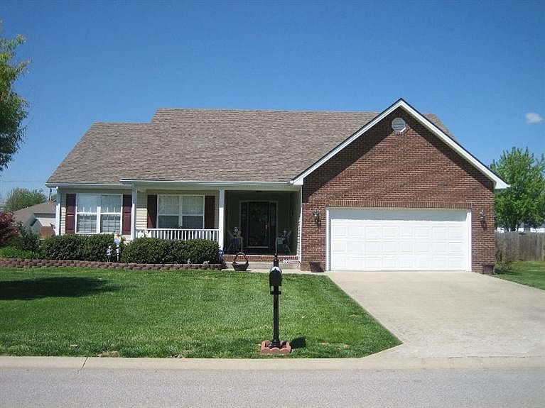 1st image of 501 Oak Mont Dr