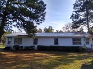 103 Ruth St, Aberdeen, NC 28315