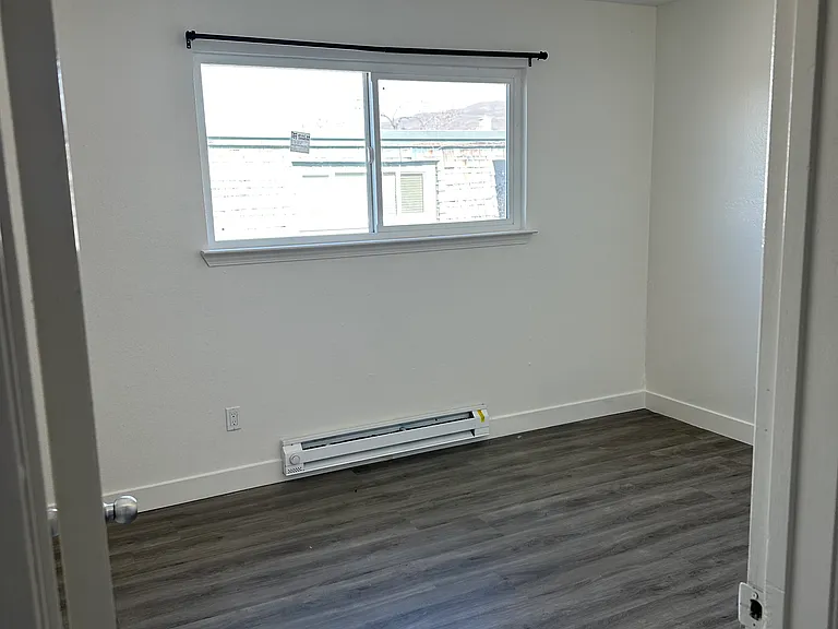 1236 Quincy Dr #3 — Photo 8