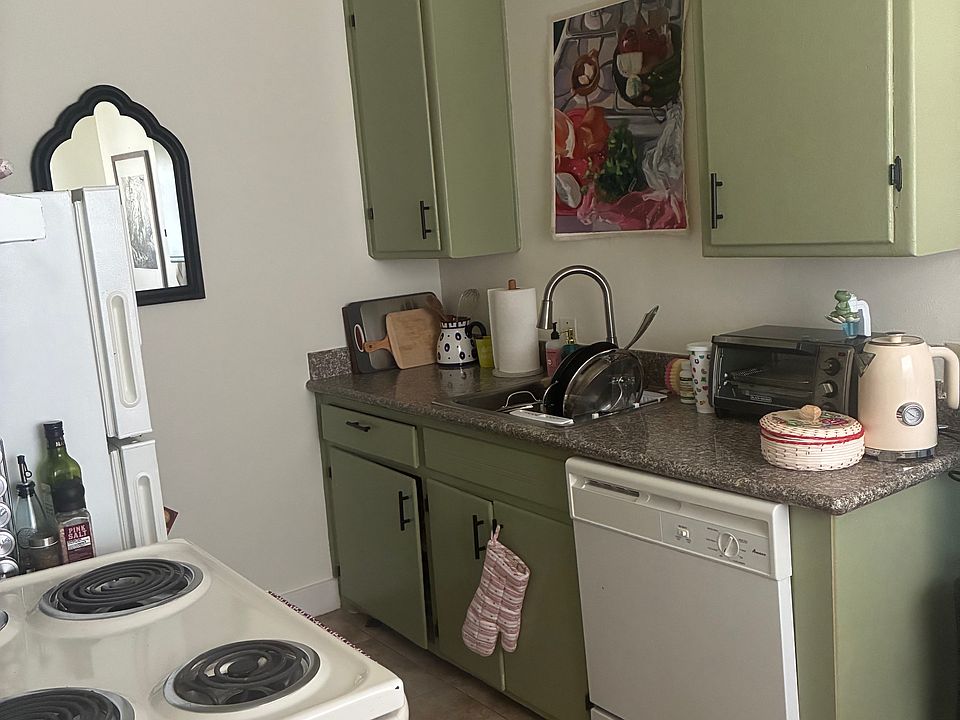 Kitchen when furnished