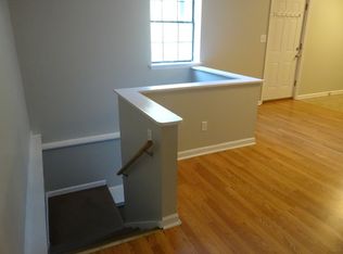 401 Gordon St APT 2, Chickamauga, GA 30707