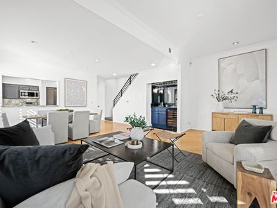 839 Larrabee St APT 8, West Hollywood, CA, 90069