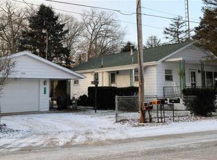 7816 N Tippecanoe Dr, Walkerton, IN 46574